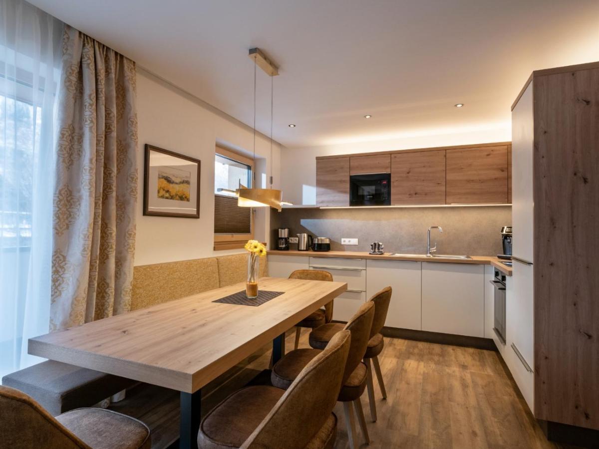 Alma Appartements Mayrhofen Eksteriør bilde
